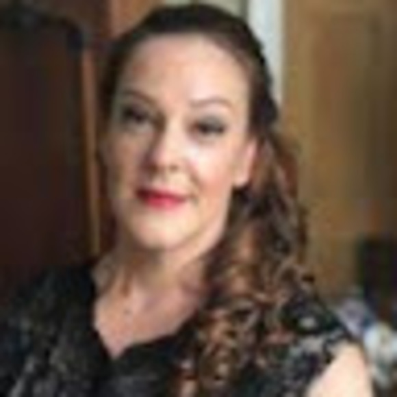 Meet your Posher, Kelly - Picture 1 of 1